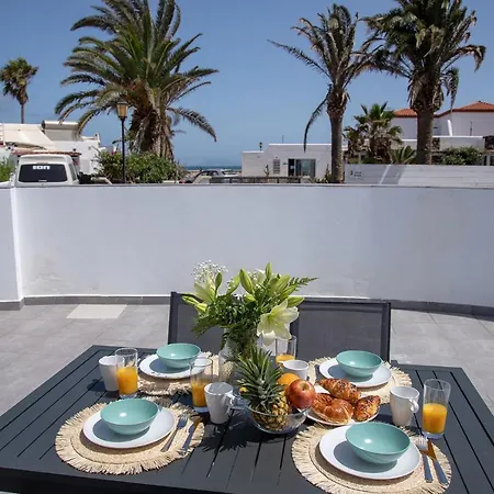 Apartment Family 1 Beachfront Corralejo By Holidays Home Buitenkant foto